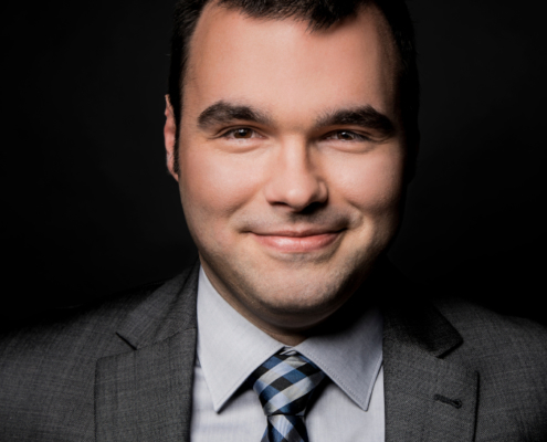 Dr. Henrik Hintz